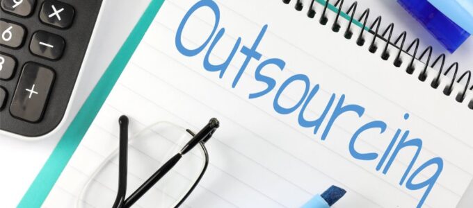 Payroll-Outsourcing 04